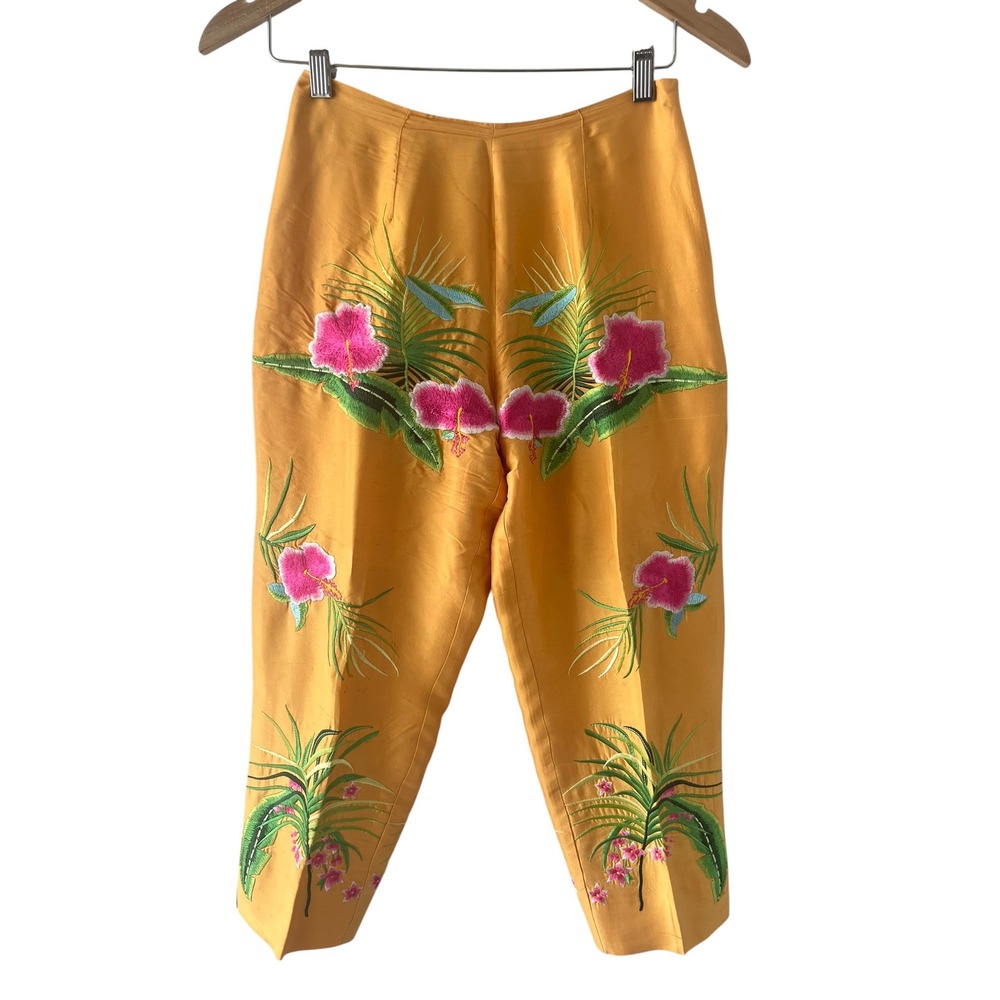 C.J. Laing Y2K Yellow Silk Tropical Floral Embroidered Cropped Pants Resort  2
